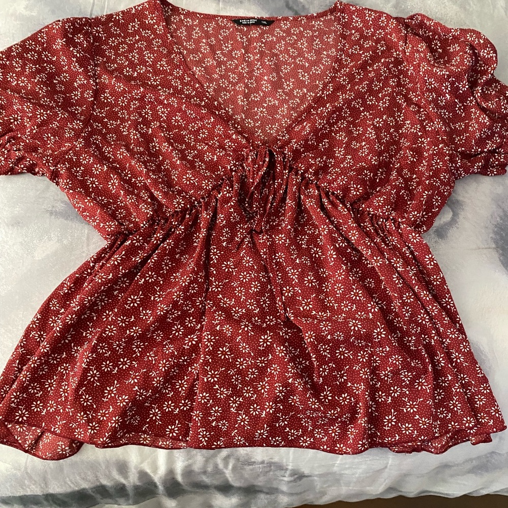 Shein curve 2XL shirt